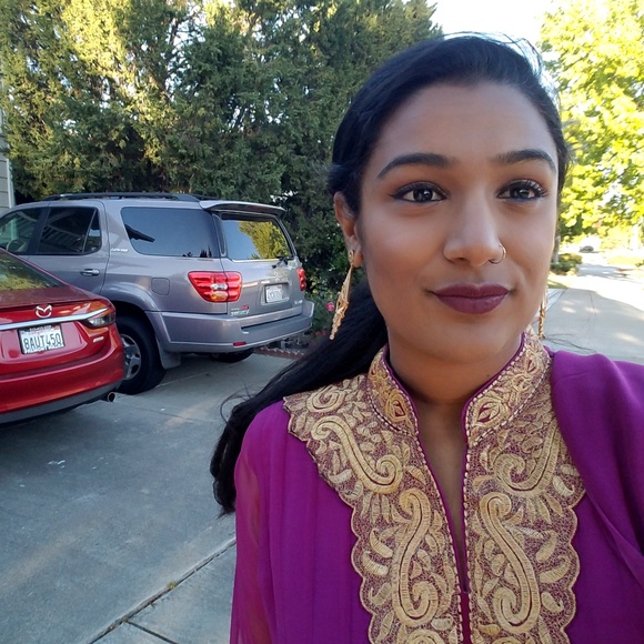 Hi! I'm Nishi! - Picture 2 of 7